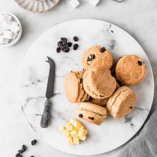 raisin scones