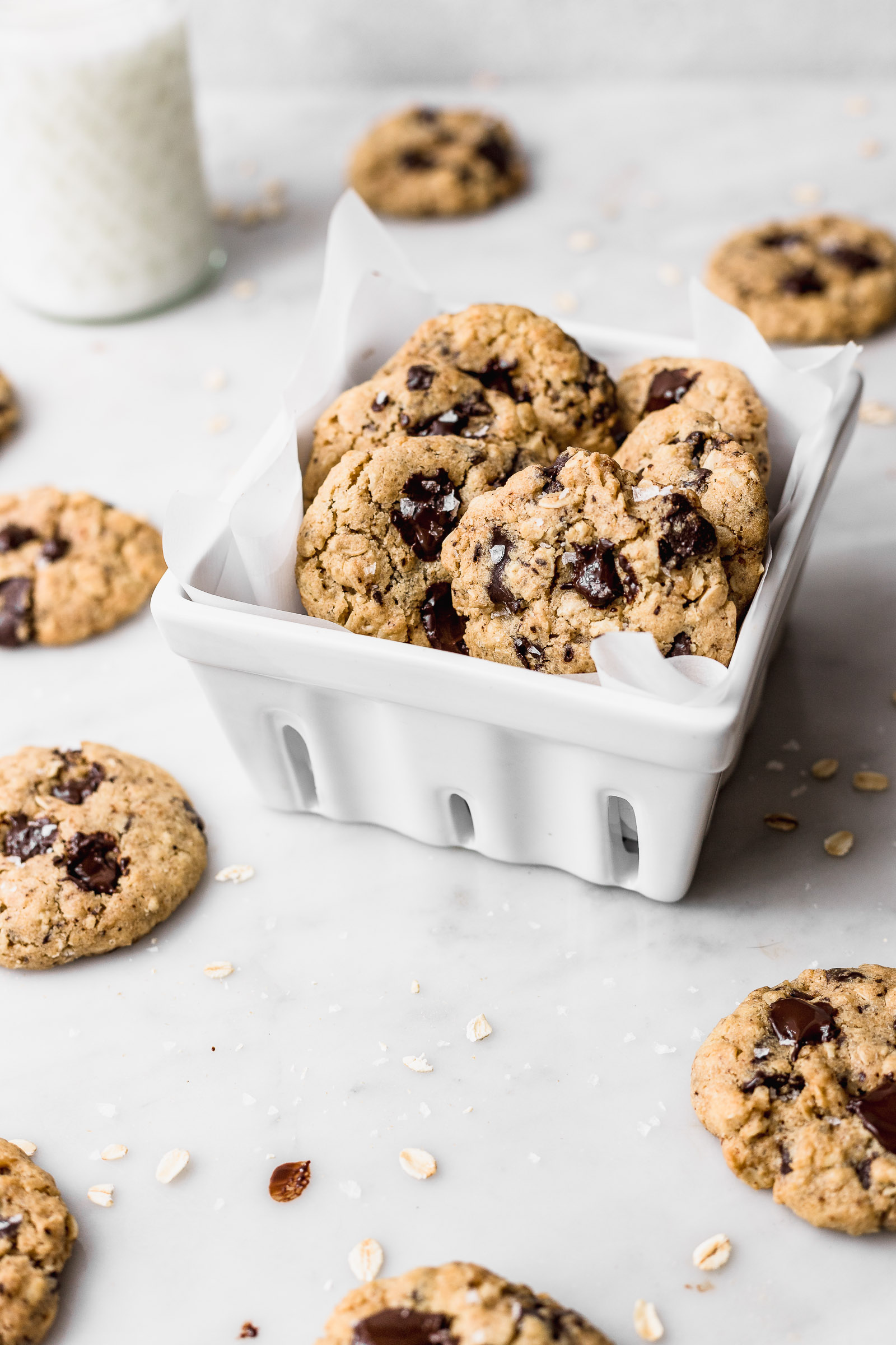 chocolate chunk oatmeal cookies