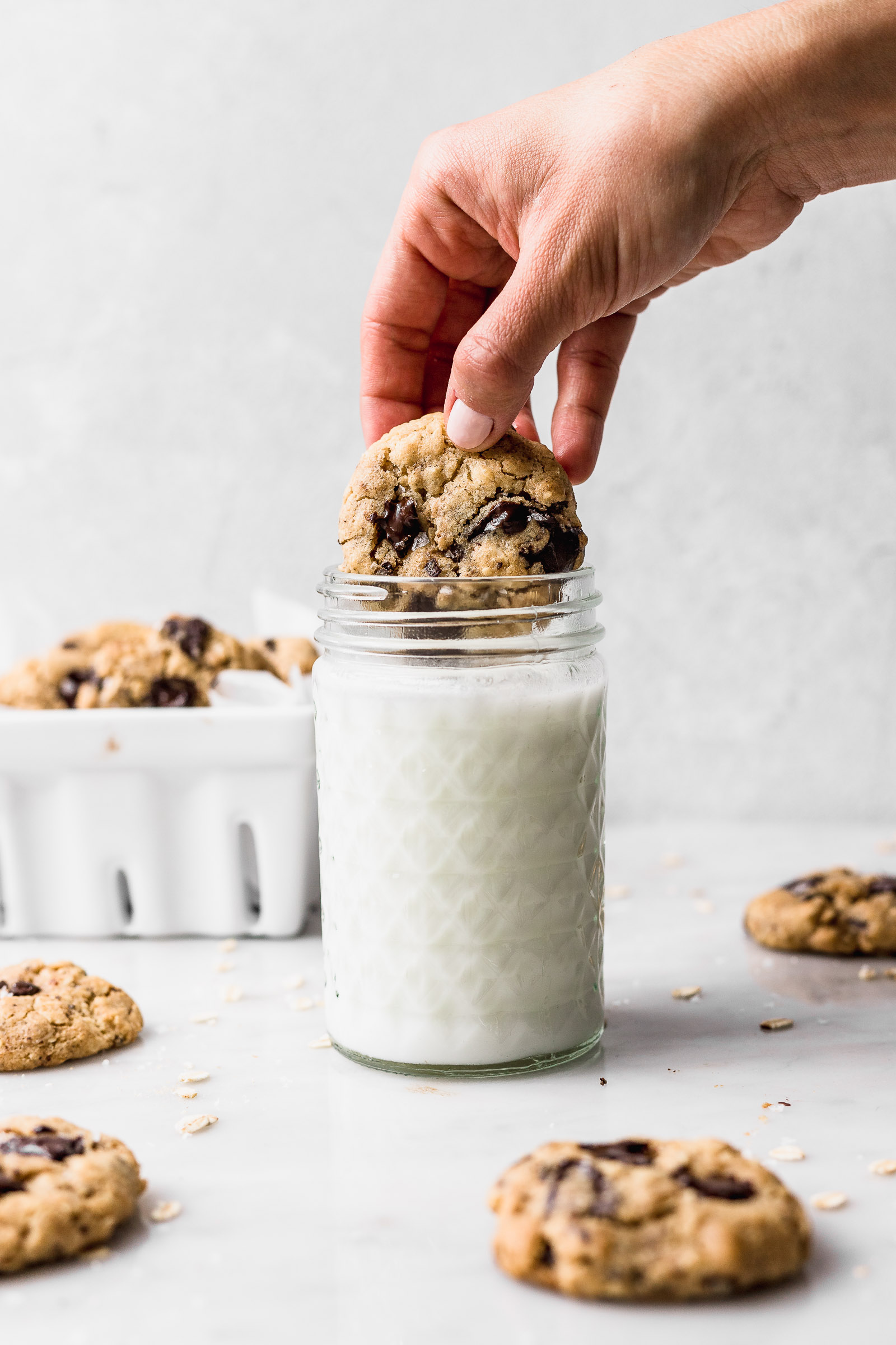 chocolate chunk oatmeal cookies