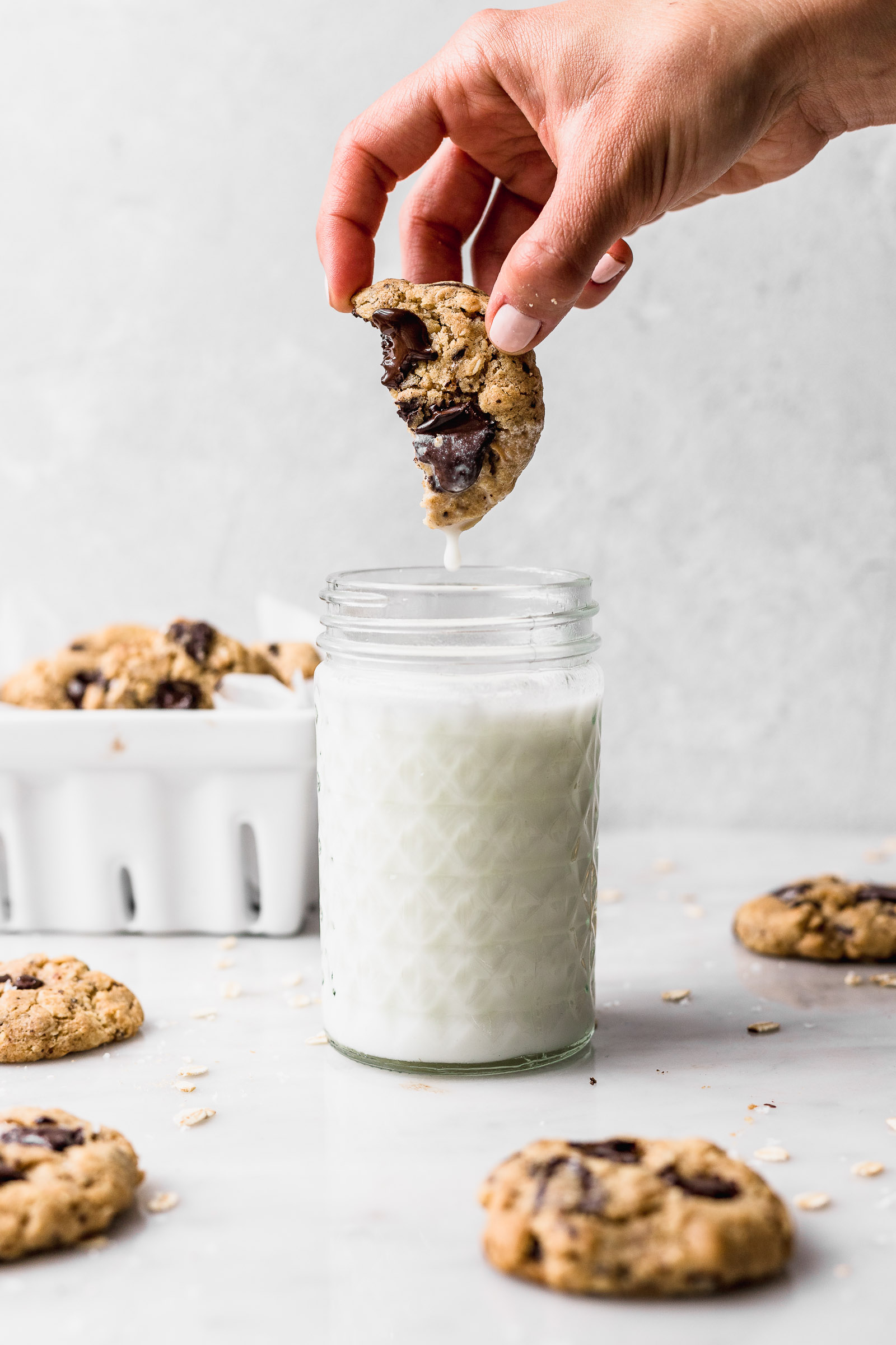 chocolate chunk oatmeal cookies